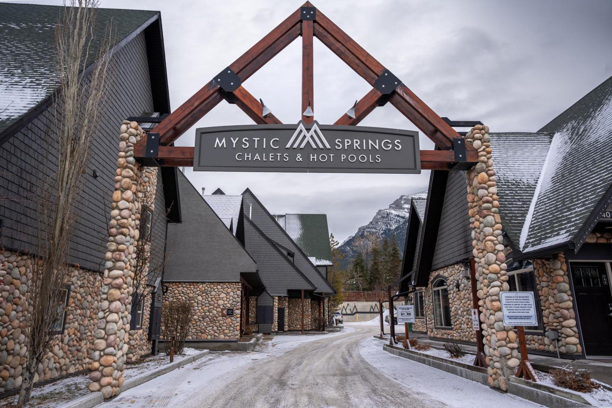 Grotto Canyon Chalet Κάνμορ Εξωτερικό φωτογραφία